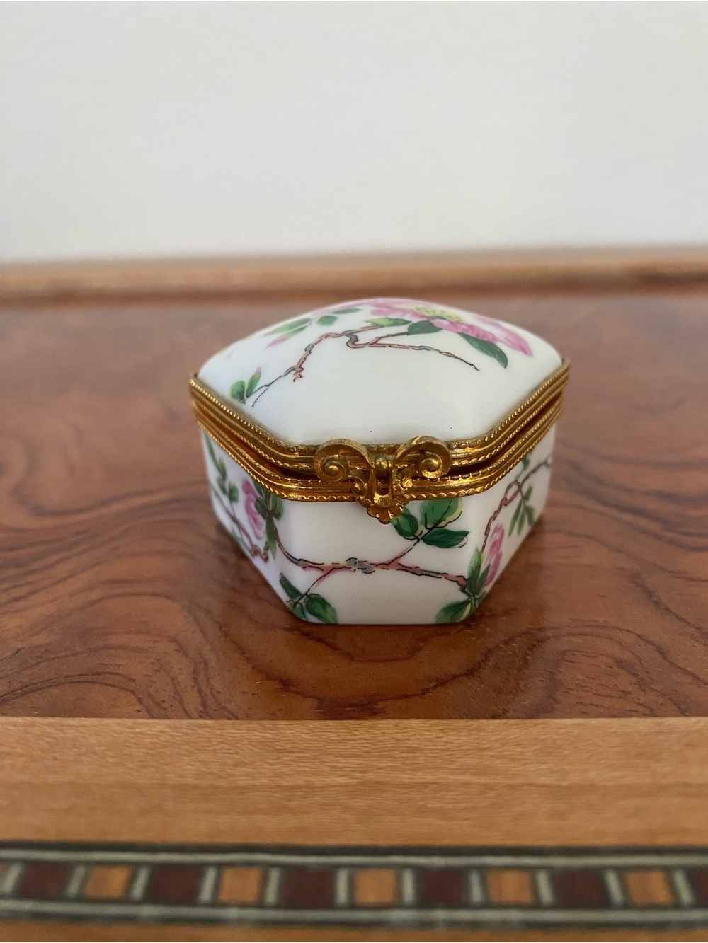 Haviland Limoges Hinged Hexagon Trinket Box Apple Blossom Chinoiserie